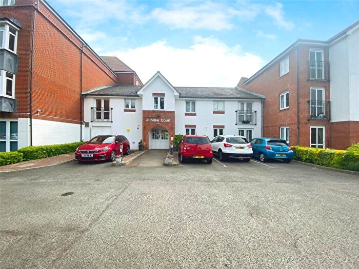 2 Bedroom Apartment For Sale In Mill Road, Worthing, West Sussex, BN11