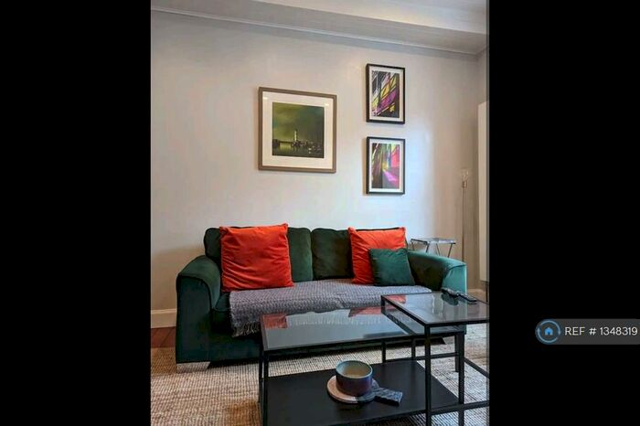 2 Bedroom Flat To Rent In Prince Regent Street, Edinburgh, EH6