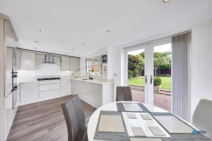 5 Bedroom Detached House For Sale In Childwall Park Avenue, Childwall, L16