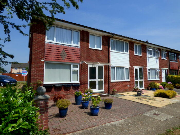 3 Bedroom House To Rent In Rowner Lane, Gosport, PO13