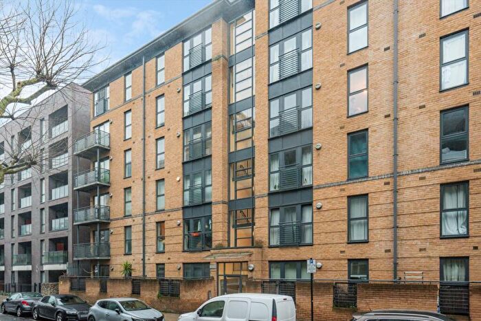 1 Bedroom Flat To Rent In Spa Road, London, SE16