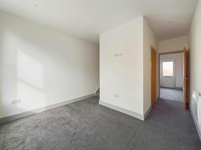 2 Bedroom End Of Terrace House For Sale In Staples Street, Mapperley, Nottingham, NG3