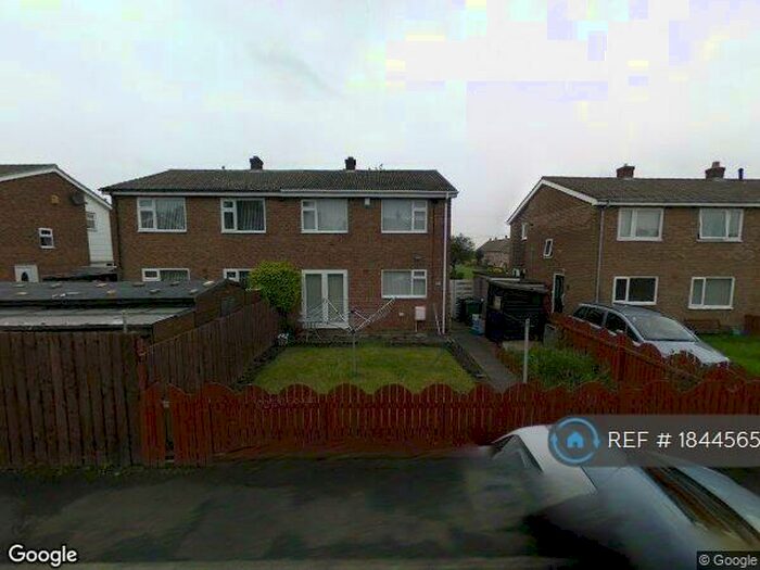3 Bedroom Semi-Detached House To Rent In Stephenson Way, Blaydon-On-Tyne, NE21