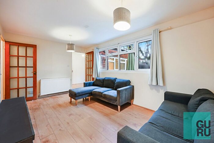 4 Bedroom Terraced House To Rent In Savill Garden, London, SW20