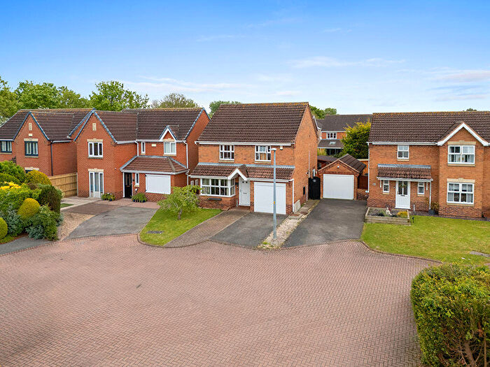 3 Bedroom Detached House For Sale In Pendeen Close, New Waltham, DN36