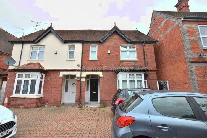 10 Bedroom Semi-Detached House To Rent In Christchurch Road, Reading, RG2