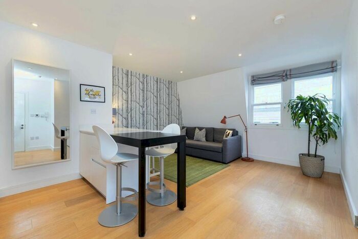 1 Bedroom Flat To Rent In Haldane Road, London, SW6