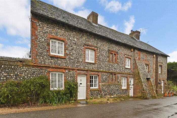 3 Bedroom End Of Terrace House For Sale In Church Lane, Eastergate, PO20