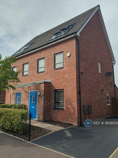 3 Bedroom Terraced House To Rent In Cowslip Close, Salford, M7