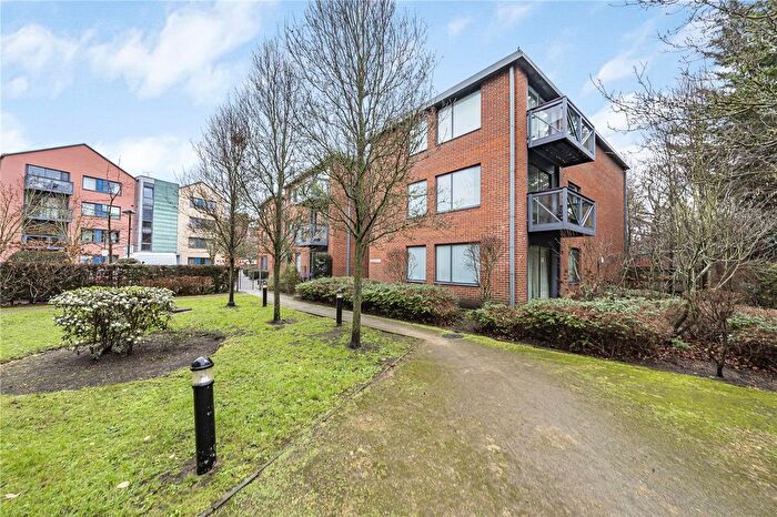 1 Bedroom Flat For Sale In Union Lane, Isleworth, TW7