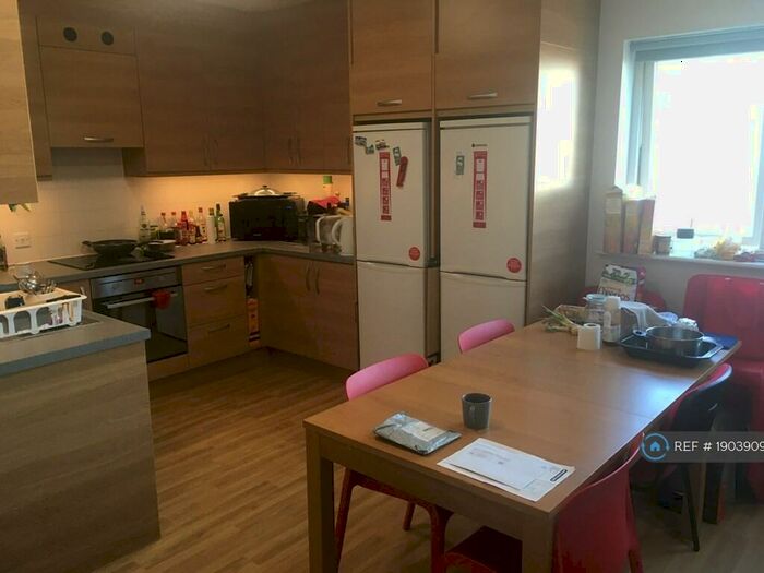 7 Bedroom Flat To Rent In Columbia Lodge, Southampton, SO16