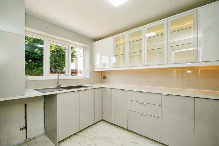 2 Bedroom Bungalow For Sale In Ince Lane, Elton, Chester, Cheshire, CH2
