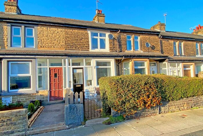 3 Bedroom Terraced House To Rent In Albert Road, Harrogate, HG1