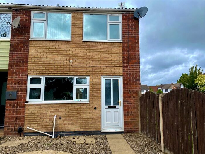 3 Bedroom End Of Terrace House To Rent In Warwick Green, Bulkington, Bedworth, CV12