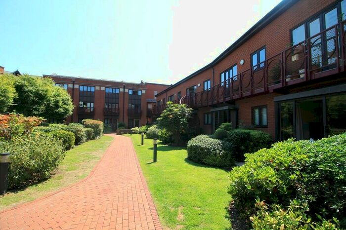 2 Bedroom Apartment To Rent In Kings Court, Cox Street, St Paul's Square, B3