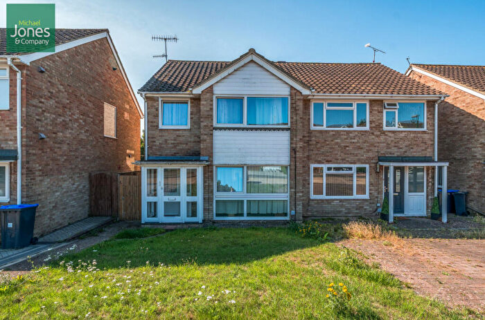 3 Bedroom Semi-Detached House To Rent In The Lawns, Sompting, Lancing, West Sussex, BN15