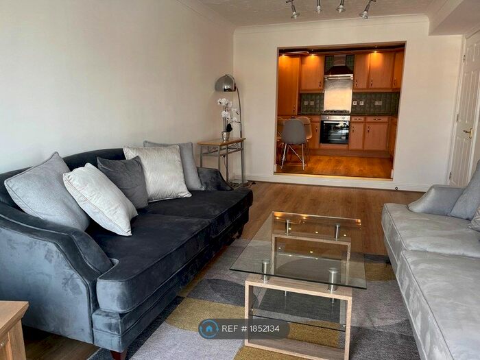 2 Bedroom Flat To Rent In South Ferry Quay, Liverpool, L3