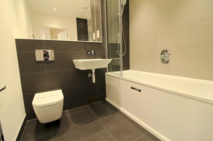 1 Bedroom Flat To Rent In Harlequin House, Reading, RG2