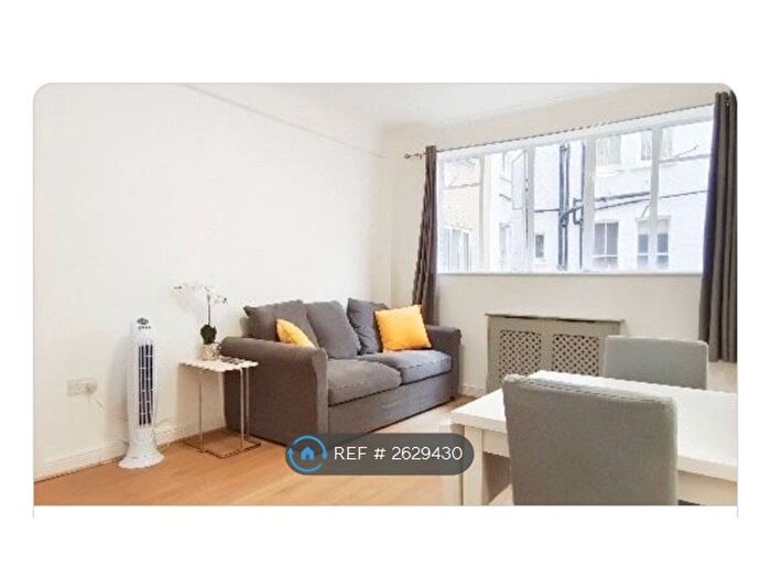 1 Bedroom Flat To Rent In Wallace Court, London, NW1