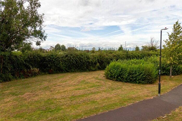 2 Bedroom Semi-Detached House To Rent In Wood Mead, Bristol, BS16