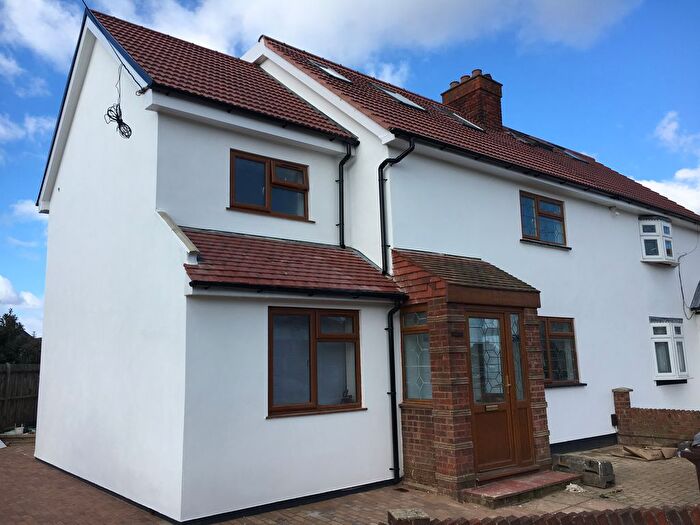 5 Bedroom Semi-detached House For Sale In Central Park Avenue, Dagenham, Essex, RM10