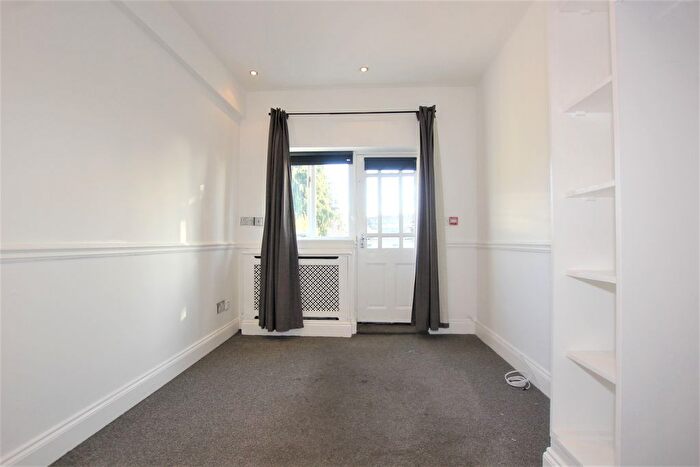 Studio To Rent In Great Cambridge Road, London, N17