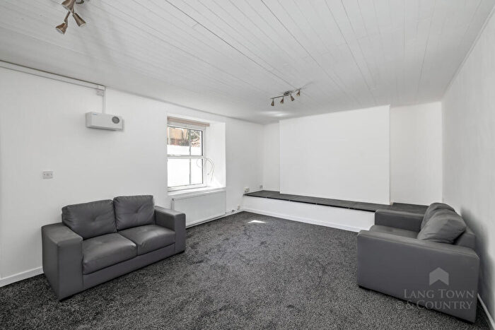 2 Bedroom Apartment To Rent In Lgf, Hill Park Crescent, Plymouth, PL4