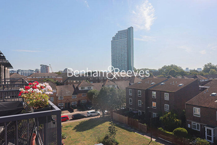 2 Bedroom Apartment To Rent In Aurora Point, Winchester Square, SE8