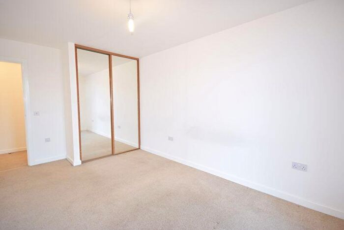 2 Bedroom Apartment To Rent In Moseley Lodge, Chrisp Street, E14