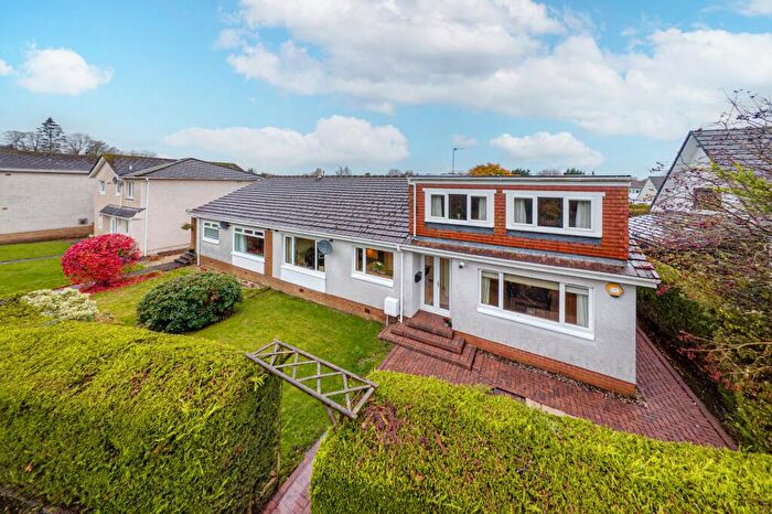 4 Bedroom Semi Detached House For Sale In Kirkdene Crescent, Newton Mearns, Glasgow, East Renfrewshire, G77