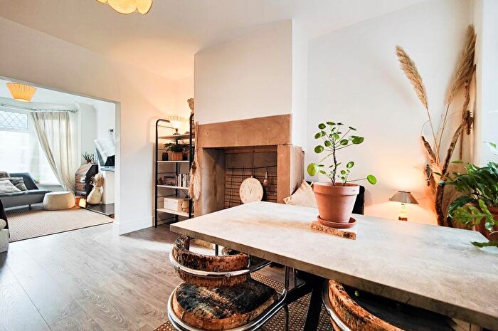 3 Bedroom Terraced House For Sale In Victoria Avenue, Lancaster, LA1