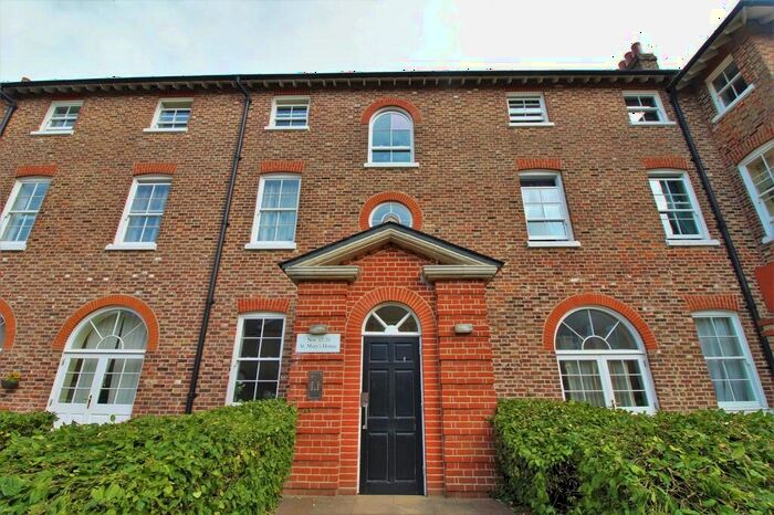 1 Bedroom Flat To Rent In St. Marys Road, Portsmouth, PO3