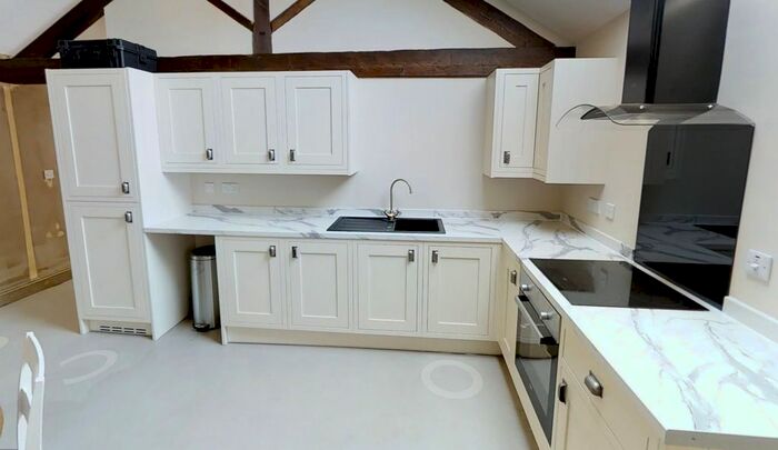 2 Bedroom Flat To Rent In Forest Road, Loughborough LE11