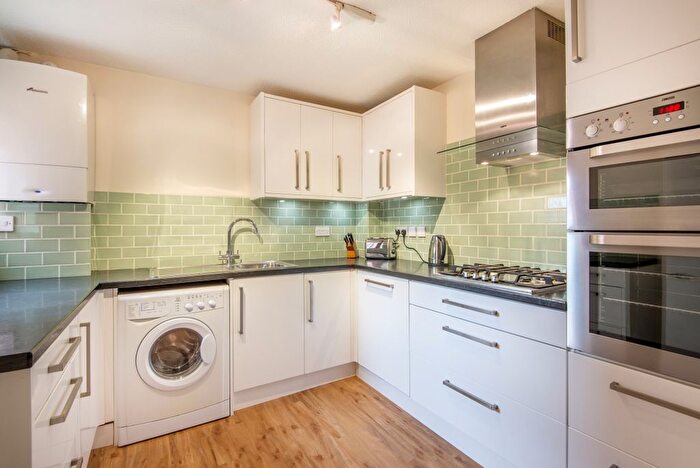 2 Bedroom Flat To Rent In Woodstock Road, Oxford, OX2