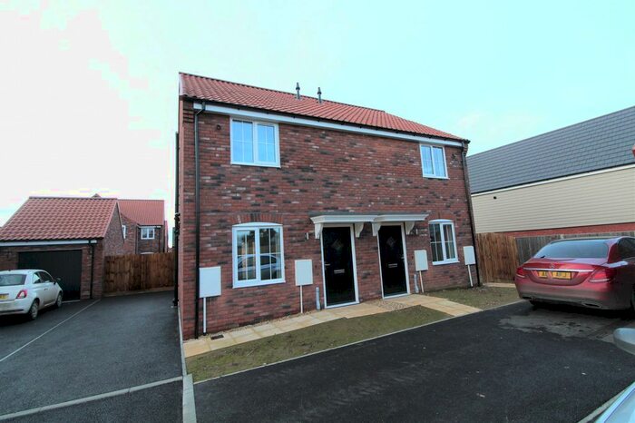 2 Bedroom Semi-Detached House To Rent In Kensington Close, Donington, Spalding, PE11