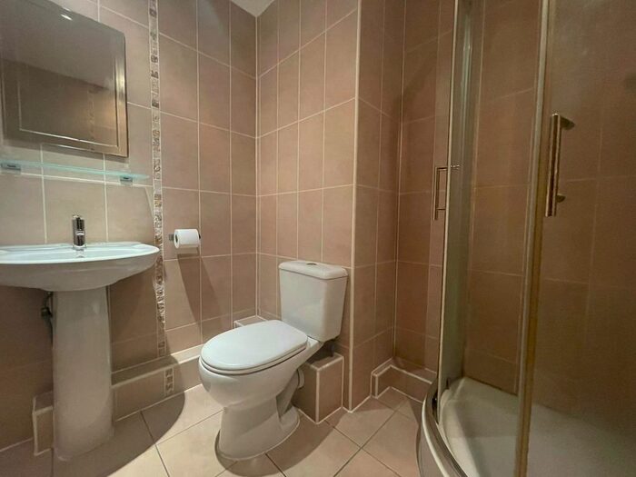 1 Bedroom Flat To Rent In Salts Mill Road, Baildon, Shipley BD17