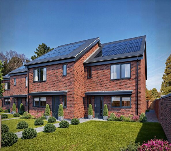 3 Bedroom Semi-Detached House For Sale In The Green, Cheapside, Waltham, DN37