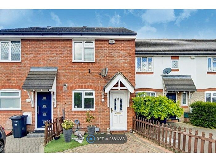 3 Bedroom Terraced House To Rent In Dartford Gardens, Chadwell Heath, Romford, RM6