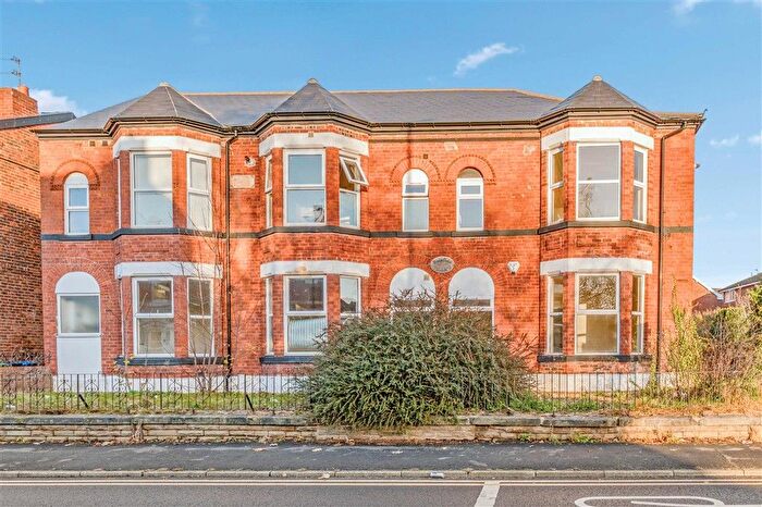 1 Bedroom Flat For Sale In Barnfield Villas, Stockport, SK2