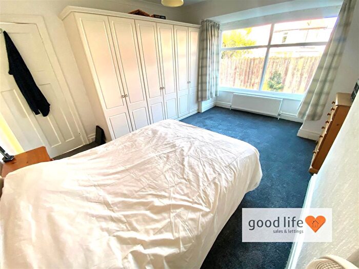 2 Bedroom Semi-Detached Bungalow For Sale In Romney Avenue, Grangetown, Sunderland, SR2