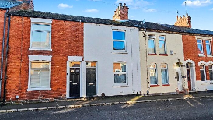 2 Bedroom Terraced House For Sale In Byron Street, Northampton, NN2