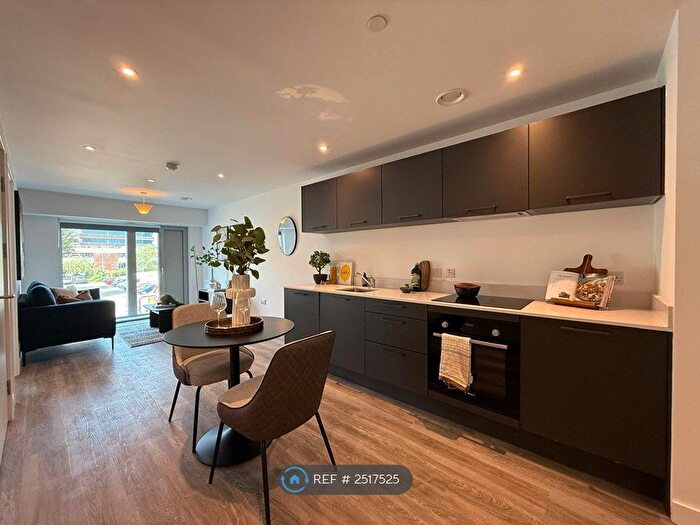 1 Bedroom Flat To Rent In Church Street, Manchester, M30