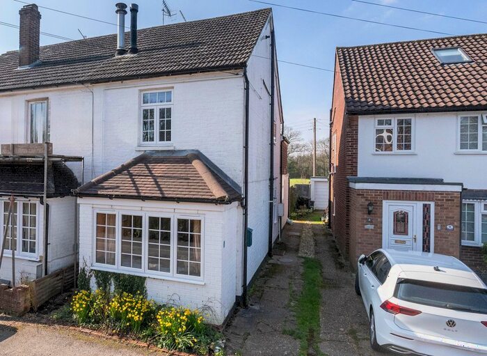 3 Bedroom End Of Terrace House For Sale In Park Close, Strood Green, Brockham, RH3