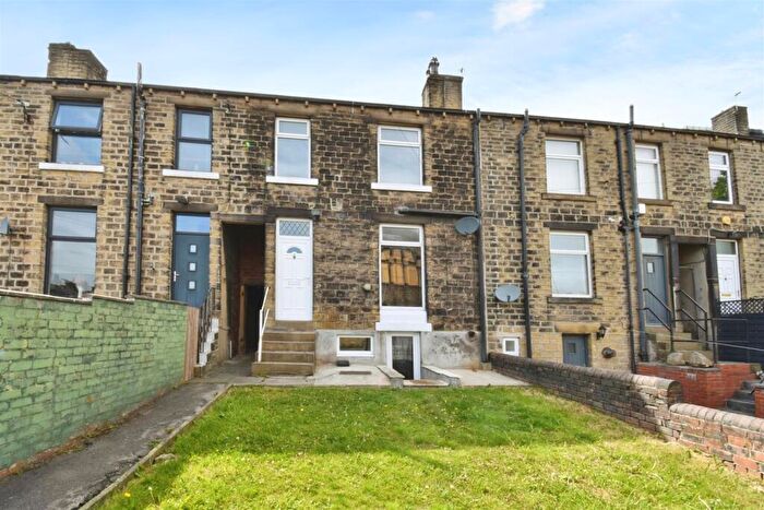 2 Bedroom Terraced House To Rent In Broomfield Road, Marsh, Huddersfield, HD1