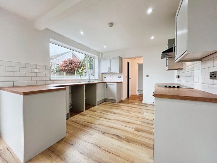 3 Bedroom Bungalow For Sale In Hough Fold Way, Harwood, Bolton, BL2