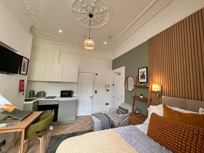 Studio To Rent In Mount Gould Road, PL4