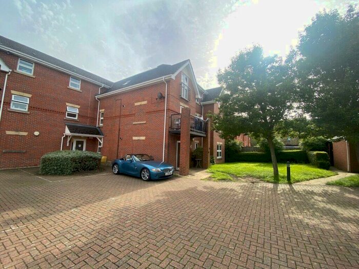 2 Bedroom Flat To Rent In Bellemoor Gate Bellemoor Road Upper Shirley Southampton Hampshire, SO15