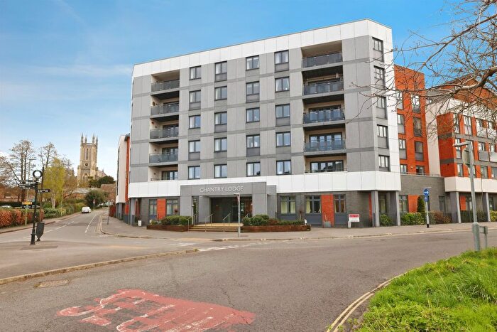 2 Bedroom Flat For Sale In Chantry Street, Andover, SP10