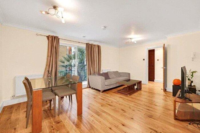 2 Bedroom Apartment To Rent In Brandon Street, Southwark, London, SE17