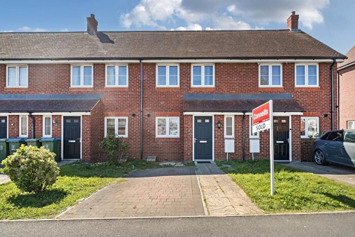 2 Bedroom Terraced House To Rent In Berryfields, Aylesbury, HP18